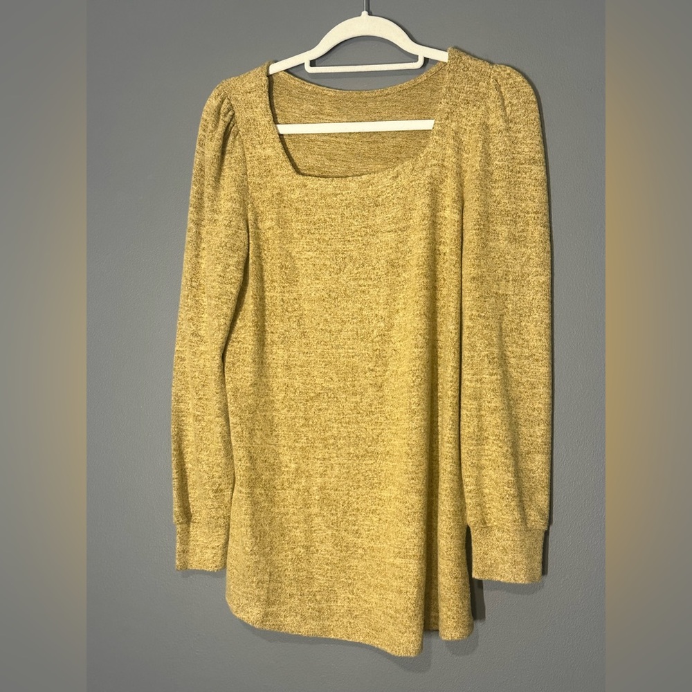 Square neck soft long sleeve sweater Women’s size small mustard yellow